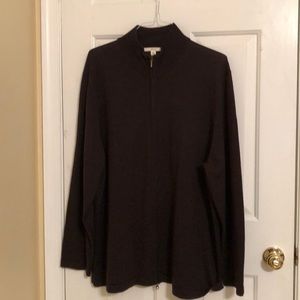 Men’s zippered cardigan. Brown